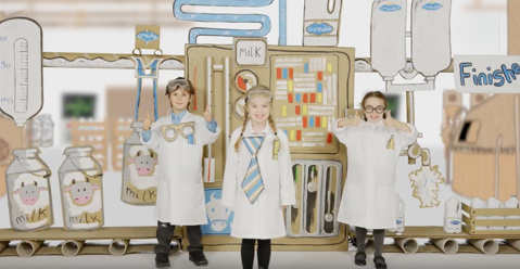 Children dressed as scientists