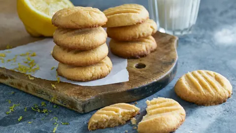Lemon biscuits