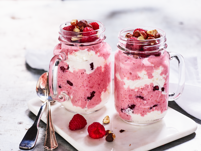 Refreshing protein smoothies and ice creams 