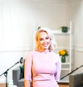 JORGIE PORTER ON GOAT YOGA